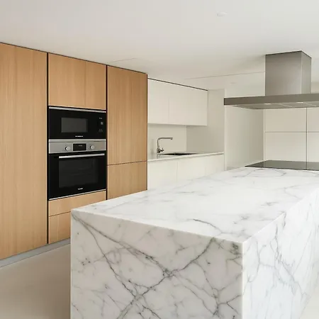 Beautiful 1 Bedroom In Heart Of