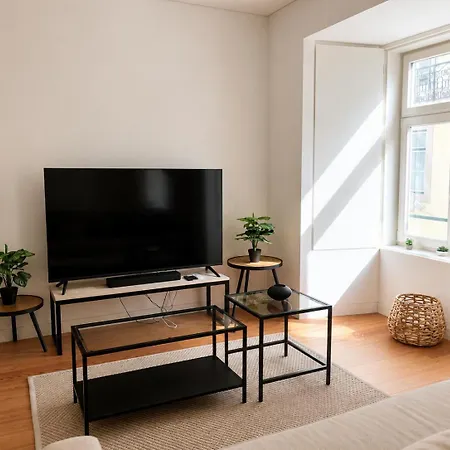 Modern 1 Bedroom Flat In * Lissabon