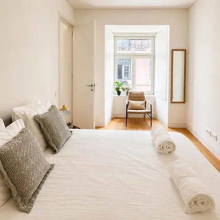 Apartment Modern 1 Bedroom Flat In
