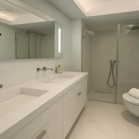 Modern 1 Bedroom Flat In Lisbon * Lisboa