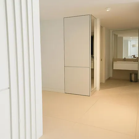 Modern 1 Bedroom Flat In Lisbon
