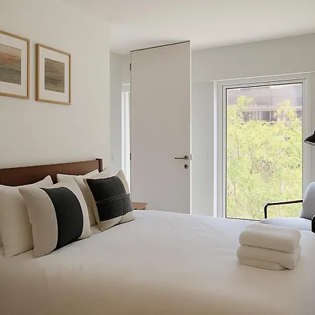 Modern 1 Bedroom Flat In Lisbon * Lisboa