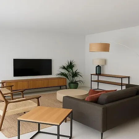 Beautiful 1 Bedroom In Heart Of ליסבון